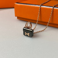 [Clover Jewelry]CONSTANCE BLACK PEDANT PINK GOLD NECKLACE